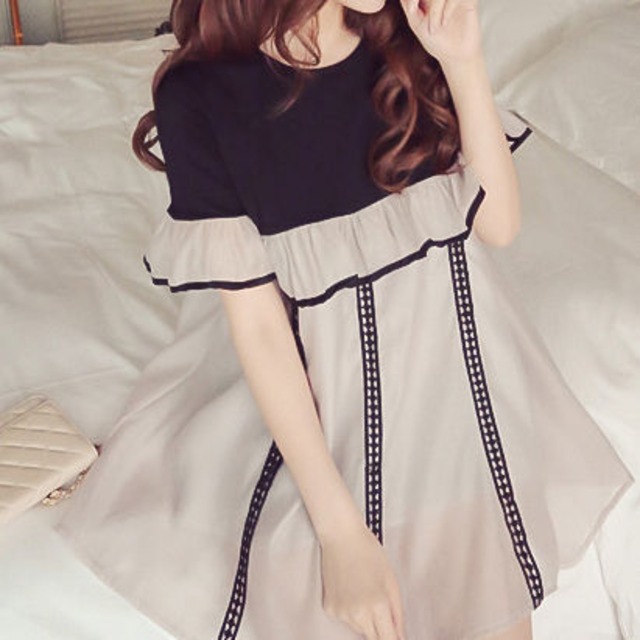 ミニワンピース レディース 送料無料 2色 フレアスリーブ フレアワンピース ボリューム袖 ショート丈 バイカラー チュニックワンピース パフスリーブ切り替えフレアチュニックブラウスワンピース ワンピース ドレス シャツワンピース ミニドレス ショート丈 ひざ上 半袖 ボリューム袖 クルーネック フレア プリーツ エレガント 大人可愛い きれいめ ナチュラル 上品 レトロ キュート ガーリー 体型カバー 二の腕カバー 春夏 秋 大人 かわいい おしゃれ 普段使い デイリー お出かけ オフィス 通勤 通学