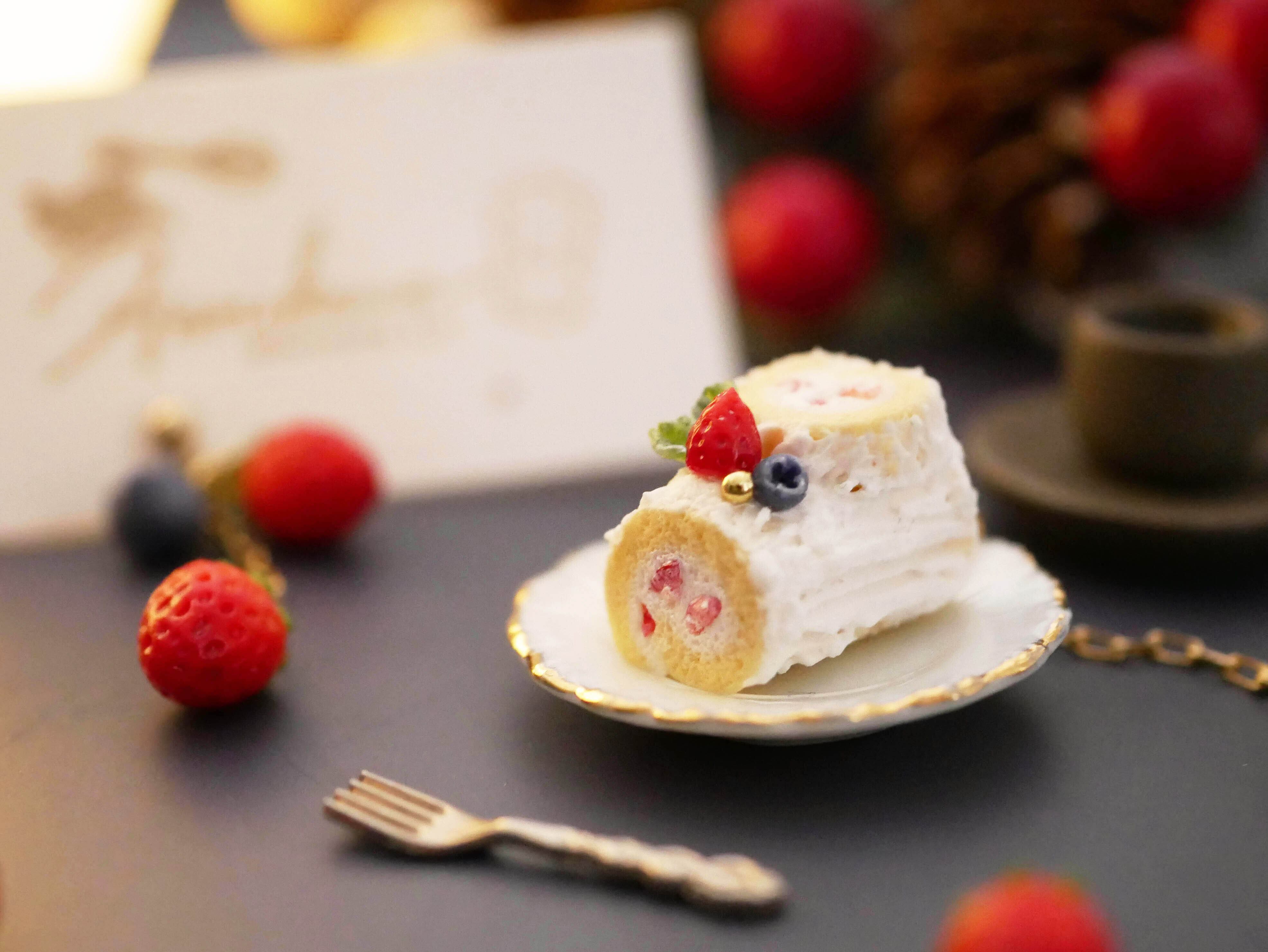 クリスマス限定【ピアス/イヤリング】ブッシュドノエル | Bûche de Noël