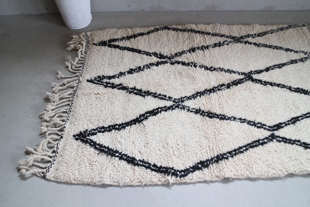 Moroccan rug Vintage BeniOurain  150×114cm No278