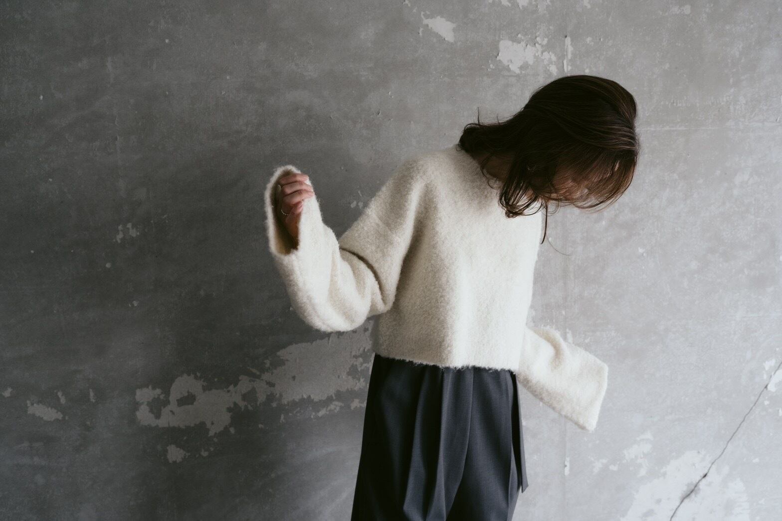 【新品タグ付き】roughlow short knit