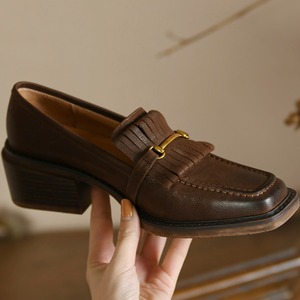 タッセル＆メタルバックルスクエアローファー W10312