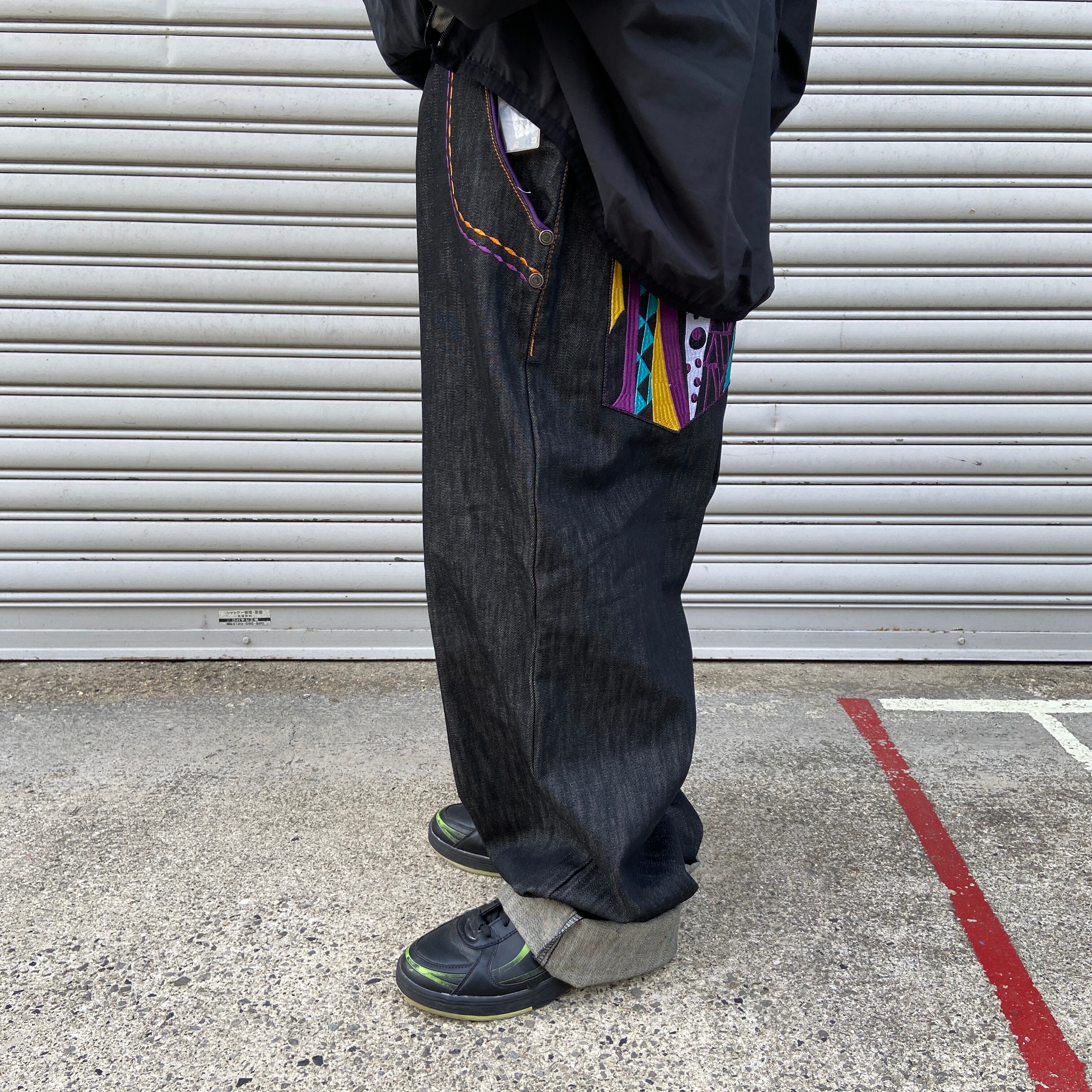 ロカウェア　　デニム　ポケット　刺繍デザイン　大きいサイズ　W40