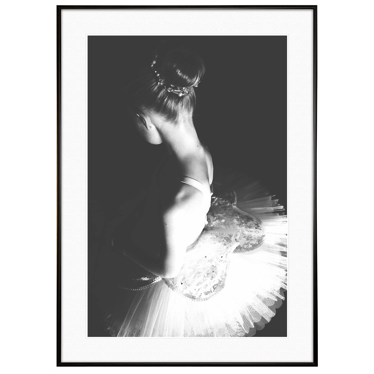 人物写真 若いバレリーナの背中 インテリアモノクロアートポスター額装 AS2490