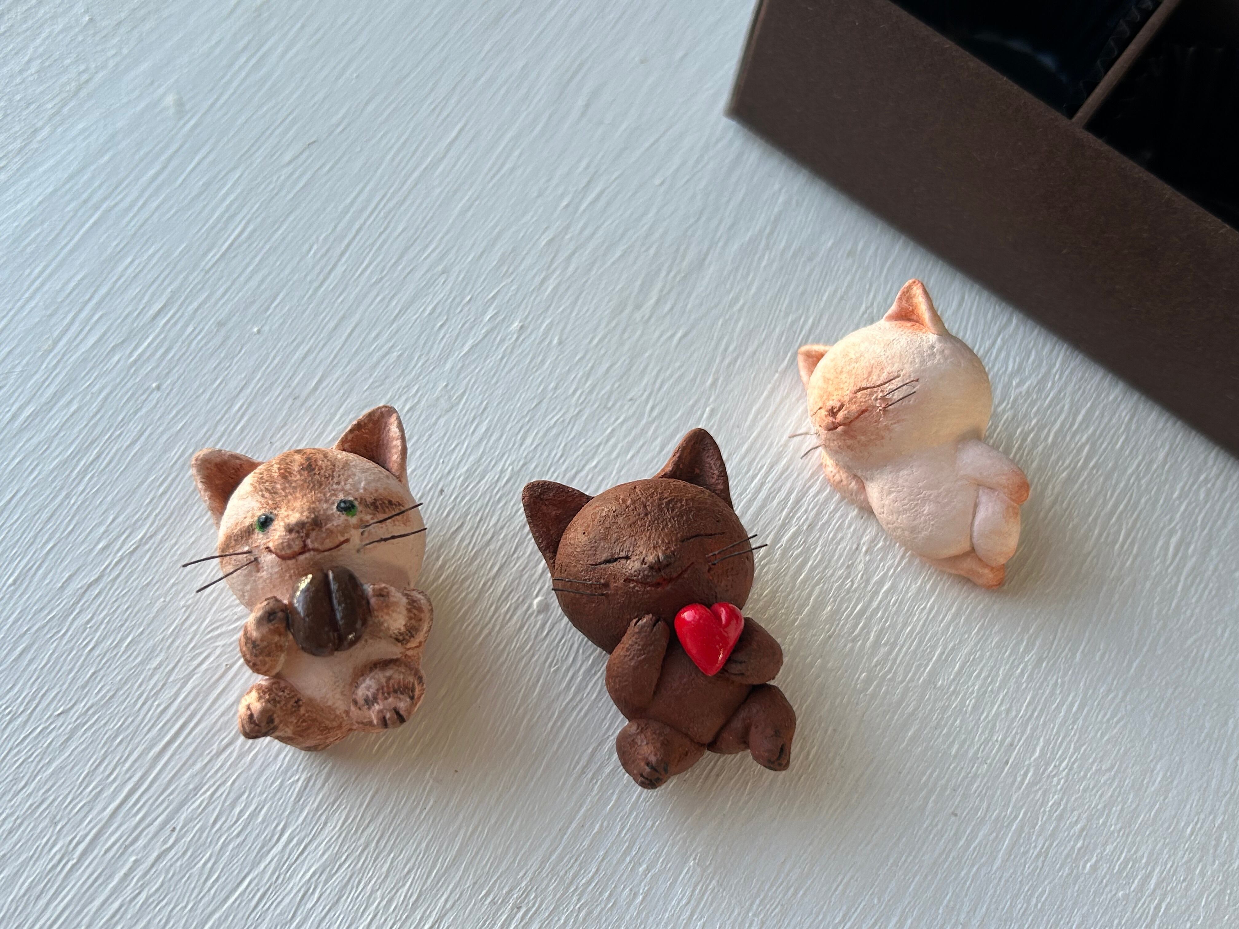 チョコレートみたいな猫さんトリオ | 手ノヒラ堂 Tenohira-shop