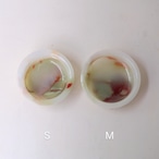 グリーンなまるいジュエリートレイ