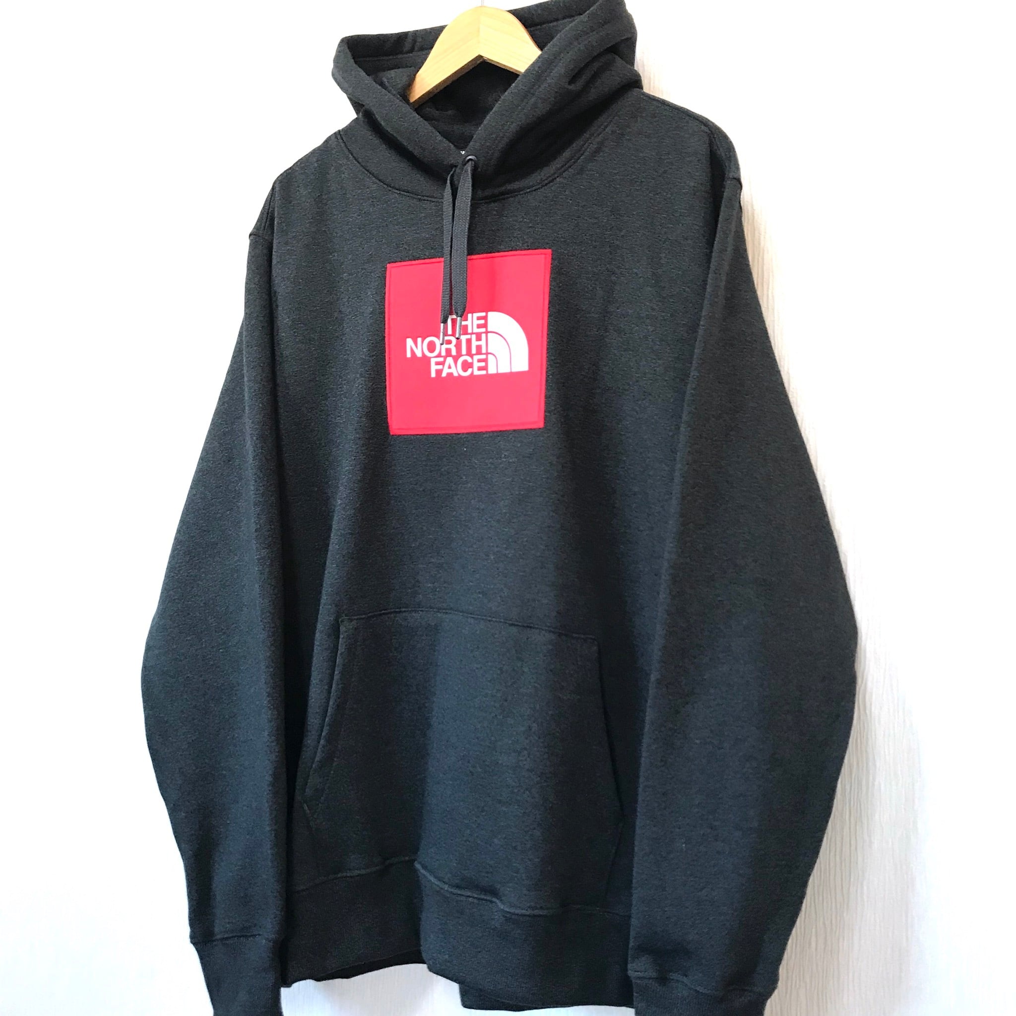 日本未発売！ Supreme × The North Face パーカー