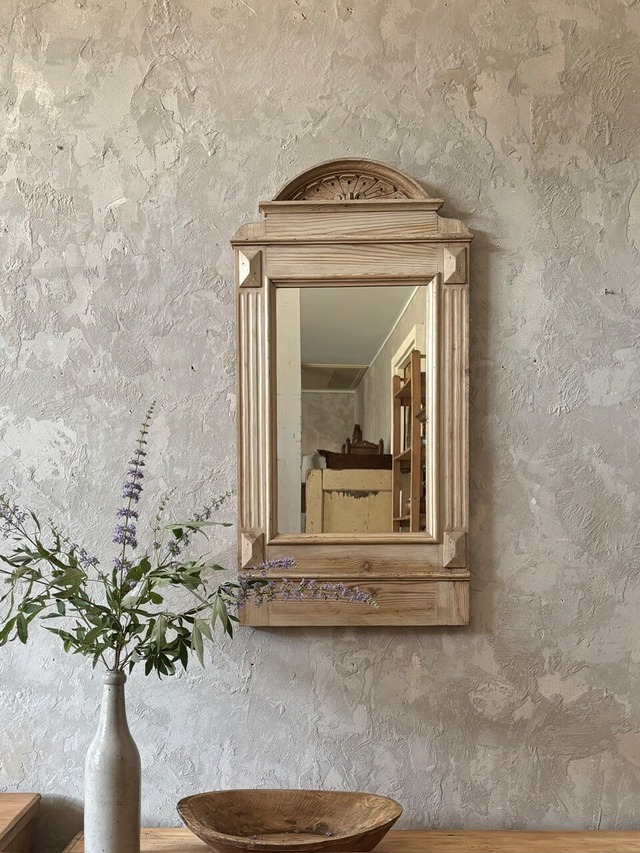 Table Top Mirror (A14-13)