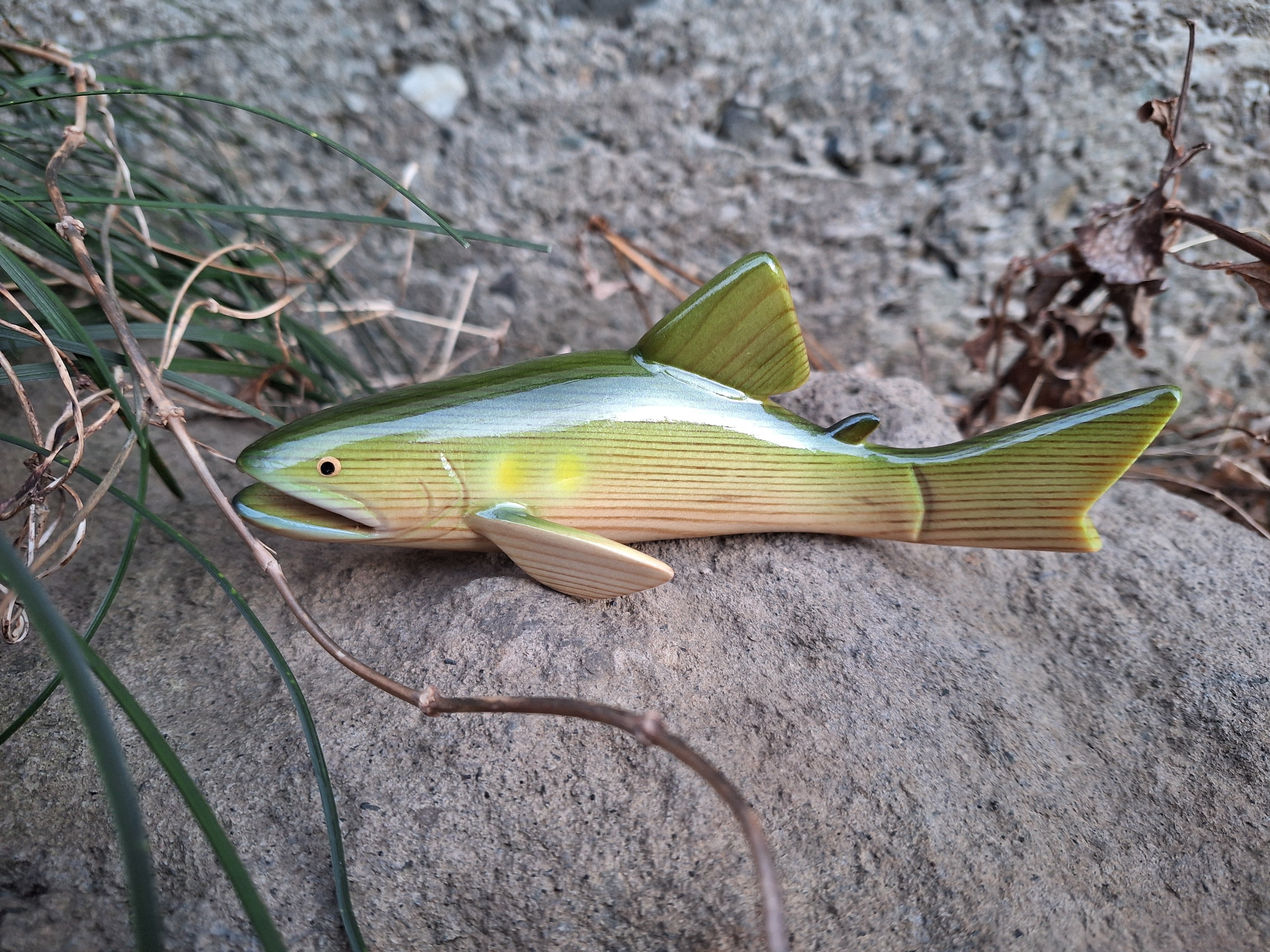 バス （ブラックバス）black bus | 工房西岡 woodcraft animals