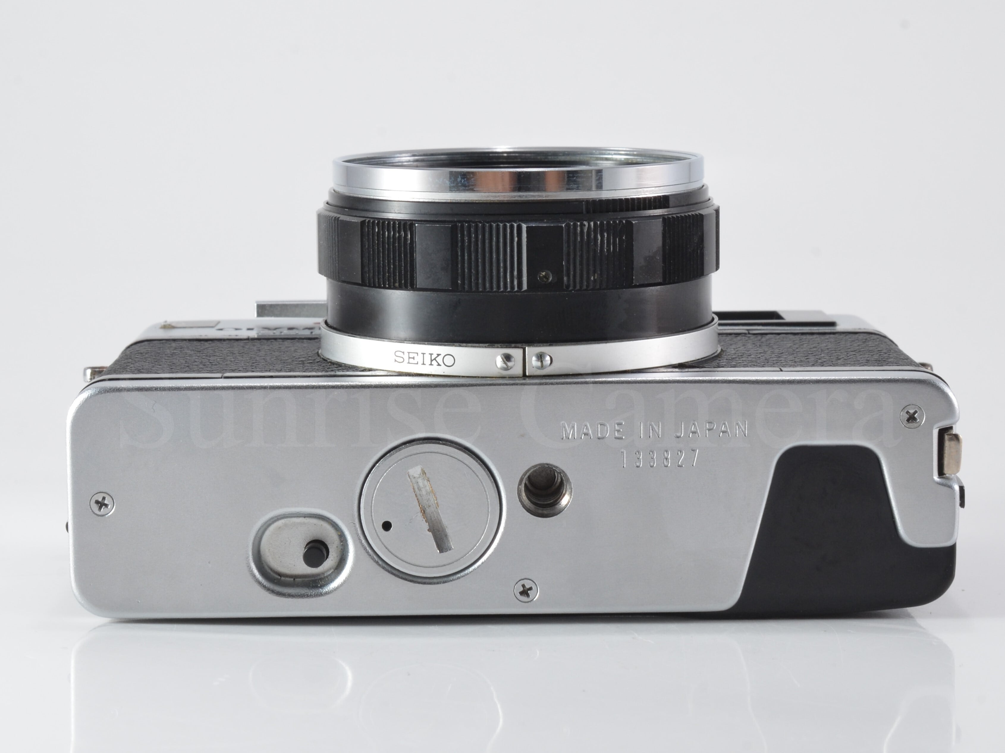 はじめてのフィルムカメラに】 OLYMPUS 35DC / F.ZUIKO 40mm F1.7 後期 