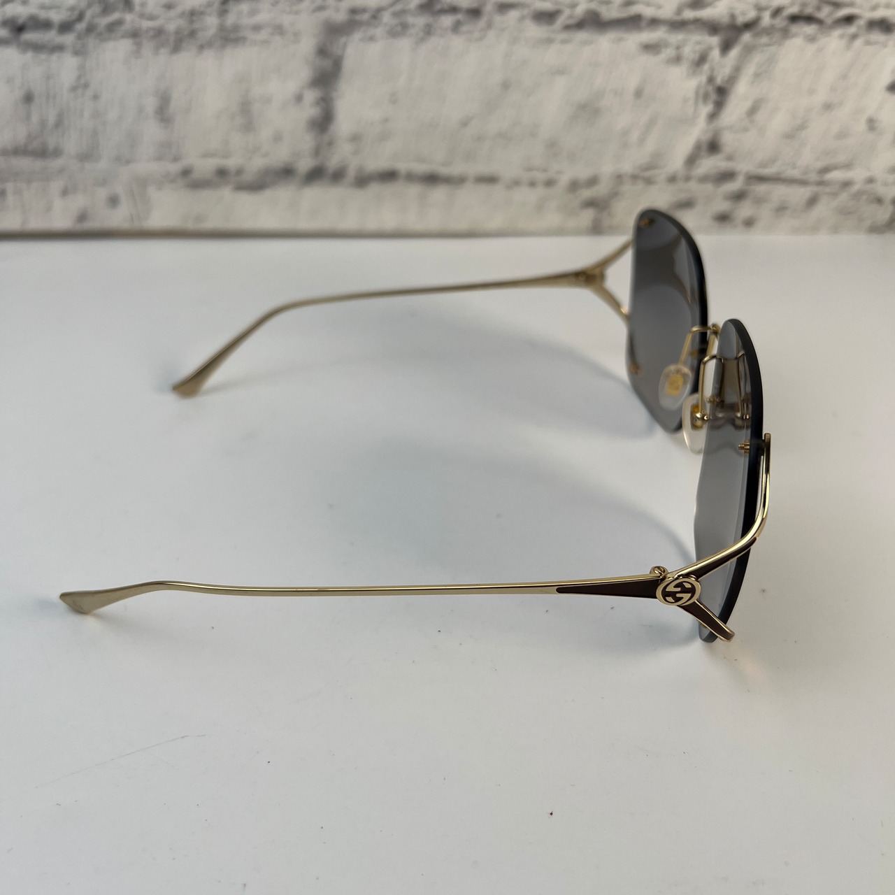 【最終処分SALE】GUCCI グッチ サングラス ゴールド A-8592