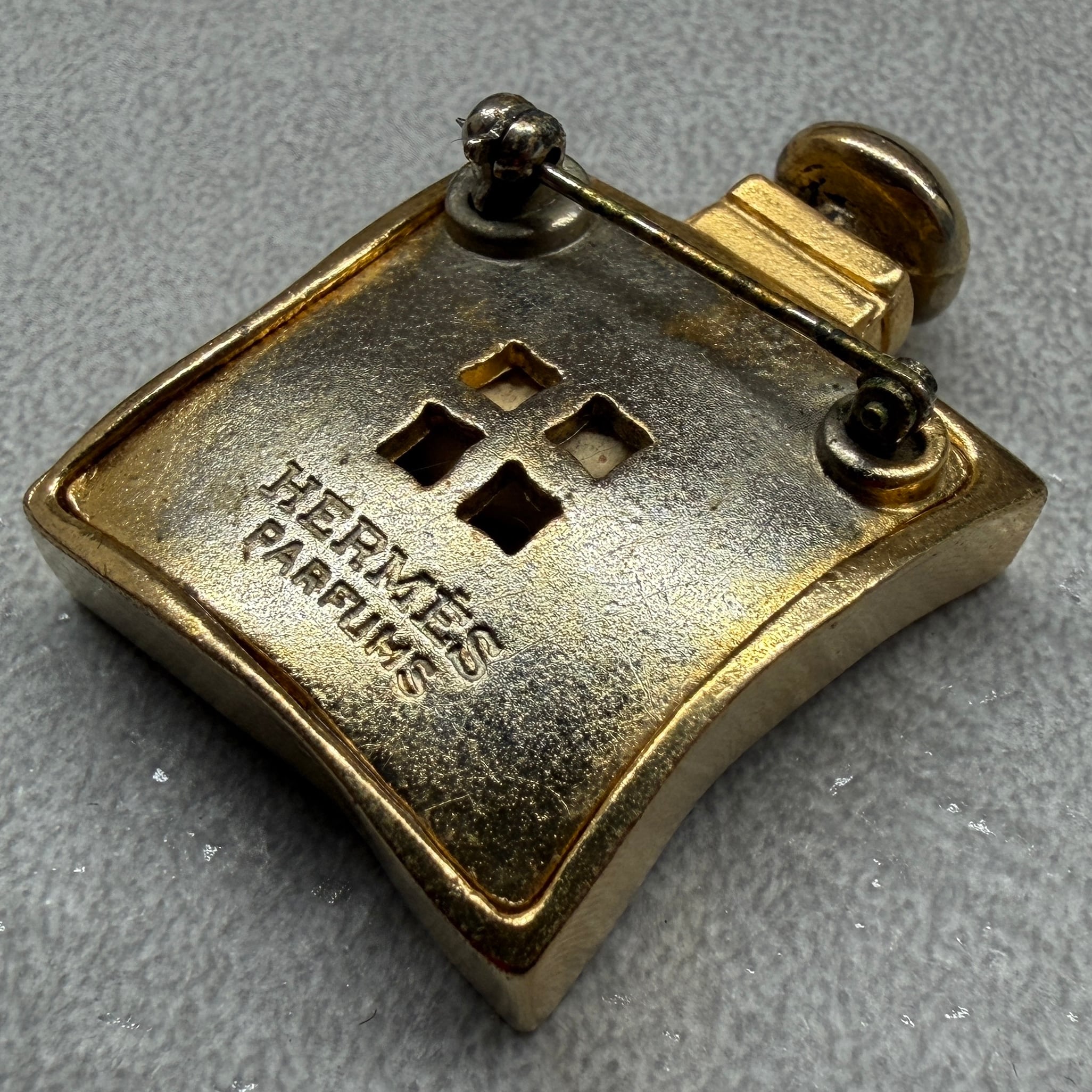 HERMES 24FAUBOURG brooch エルメス ブローチ | no pain no gain(ノー