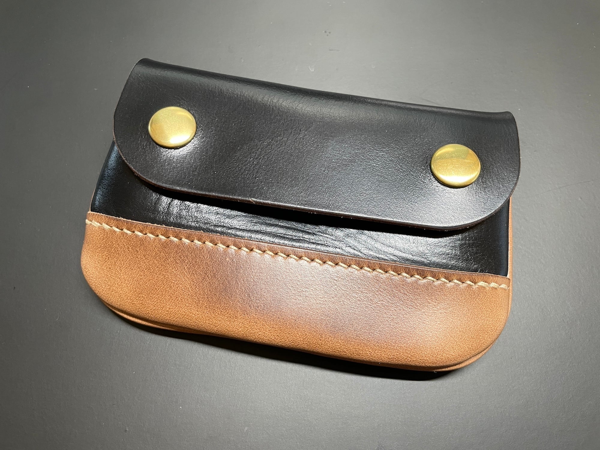 【在庫品】アウトドアウォレット・コンビカラー/クロムエクセル・茶芯ブラック×ナチュラル