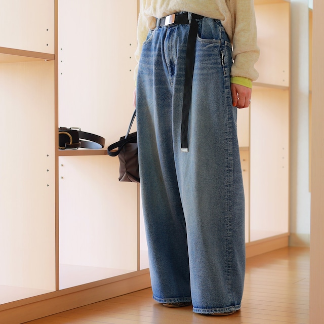 M53. / エムゴーサン ボーイフレンドワイドデニム whith GIベルト