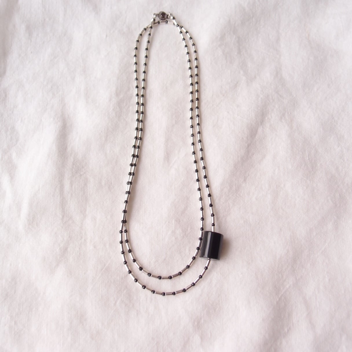 Hematite × Black Spinel Necklace/ヘマタイト ワンポイントネックレス(ブラックスピネル × オニキス)