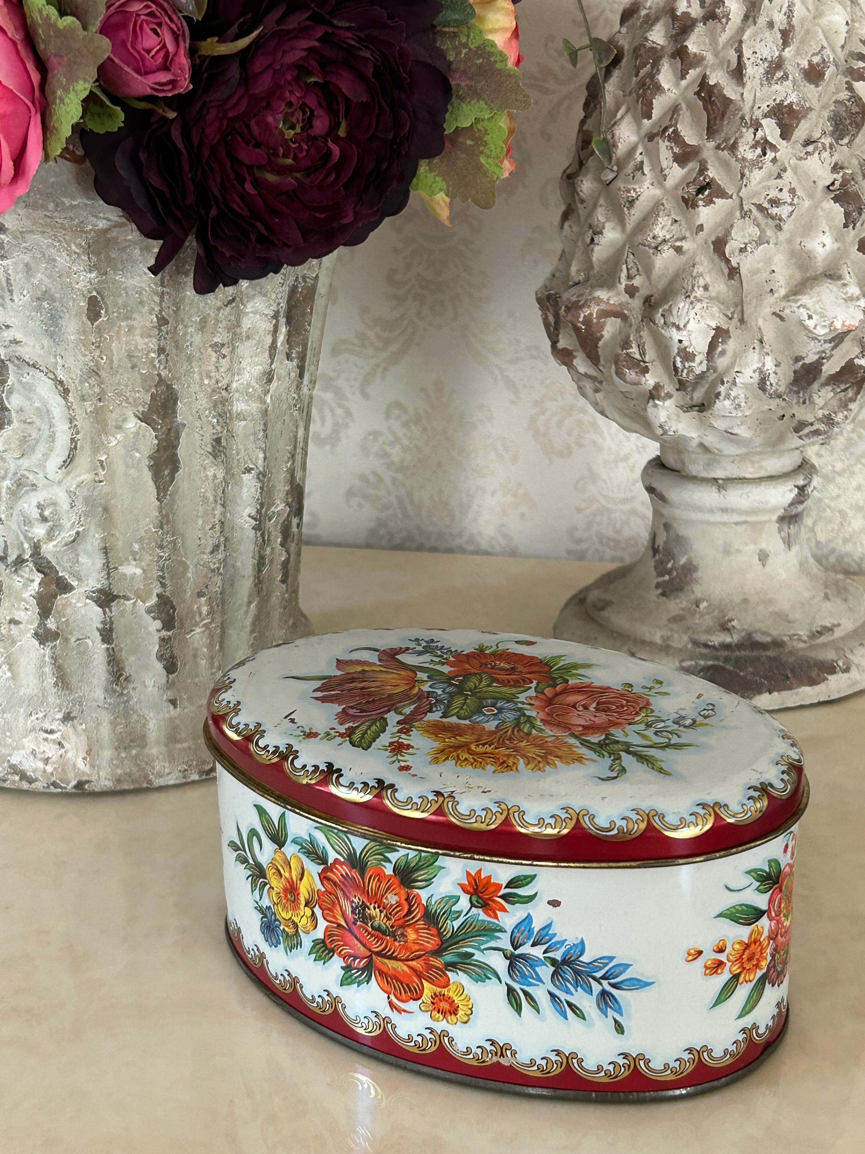 英国Vintage 刺繍柄 Tin缶 ビスケット缶 Carr & Co. LTD インテリア