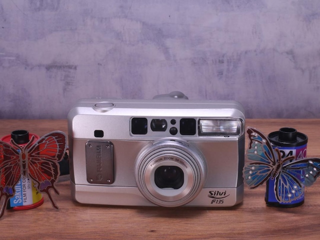 FUJIFILM Silvi F135