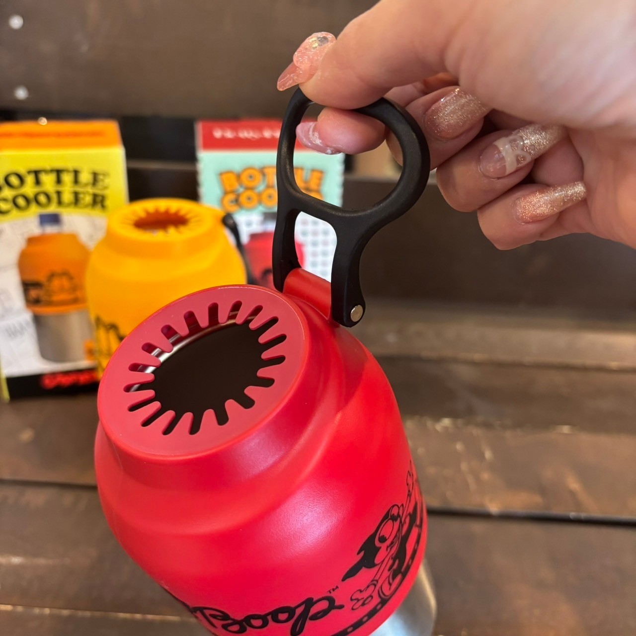 【BETTY/Garfield】ボトルクーラー