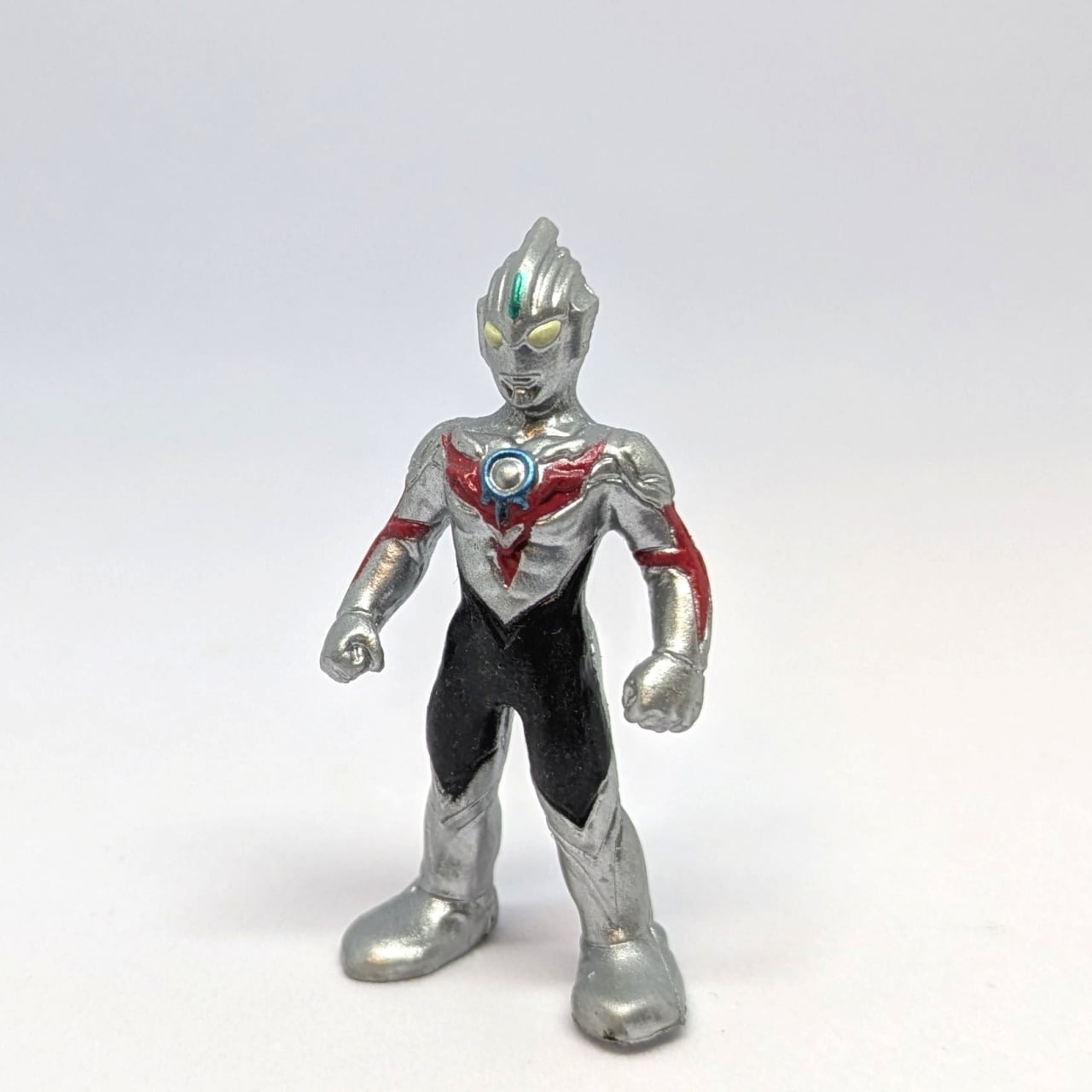 びっくら？たまご 戦え！ウルトラヒーロー入浴剤 ウルトラマンオーブ