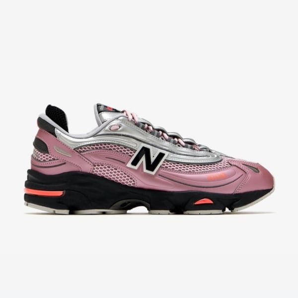 NIKE Shox R4 Team Crimson ナイキ ショックス レッド シルバー