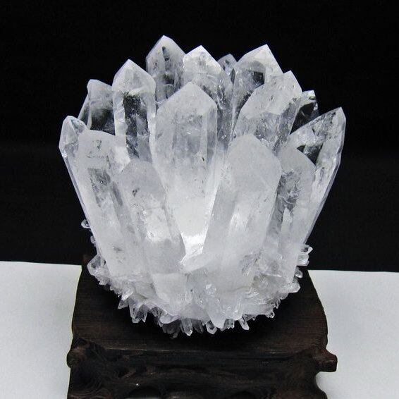 水晶 クラスター 水晶 原石 台座付属 一点物 182-8626