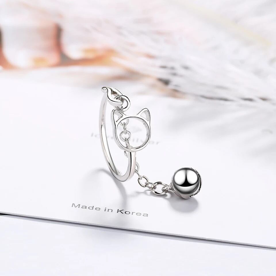 【送料無料】silver 猫と鈴ベルリング フリーサイズ