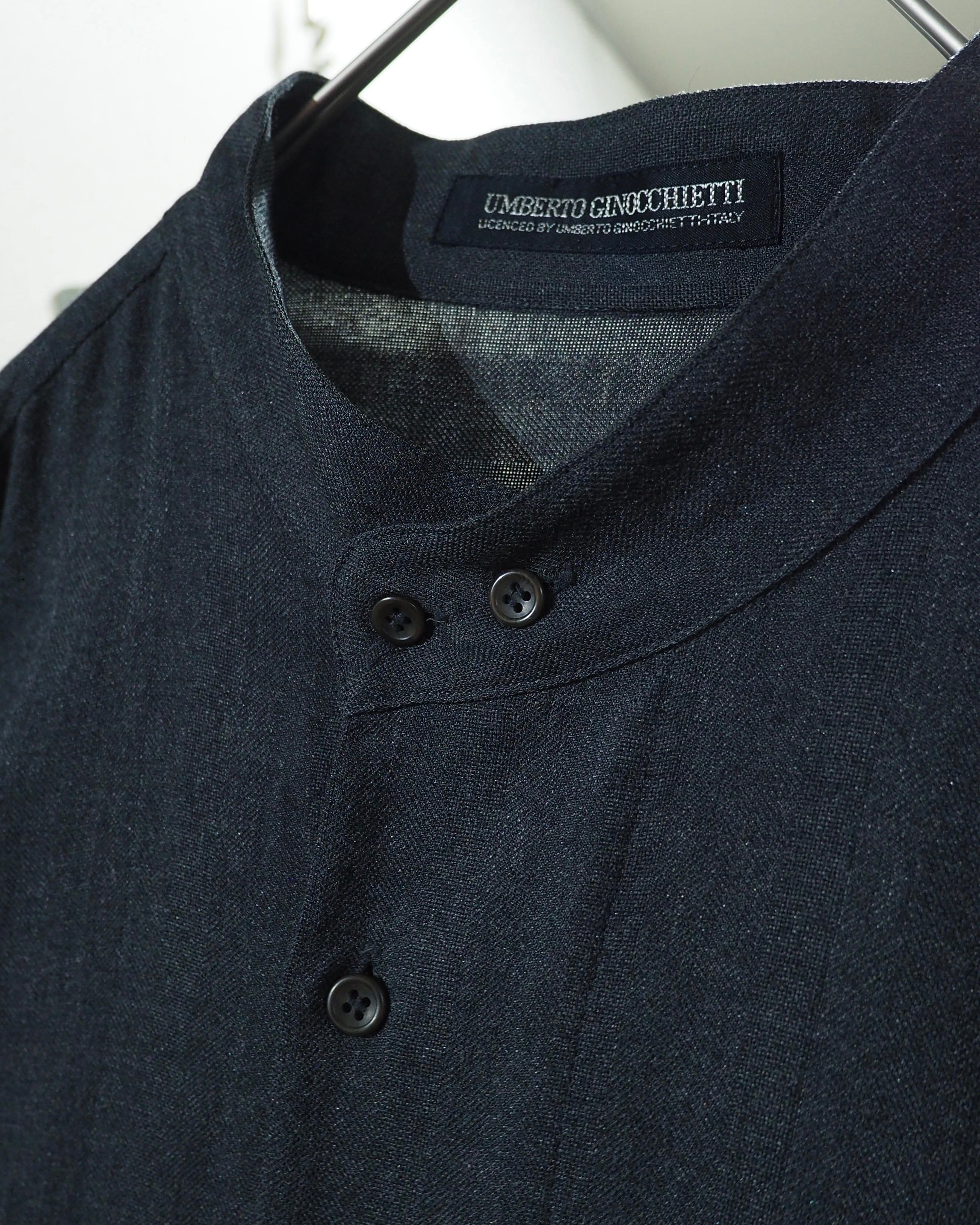 1990s " UMBERTO GINOCCHIETTI " Beautiful Charcoal Gray Color Vintage Over Silhouette No Collar Shirt