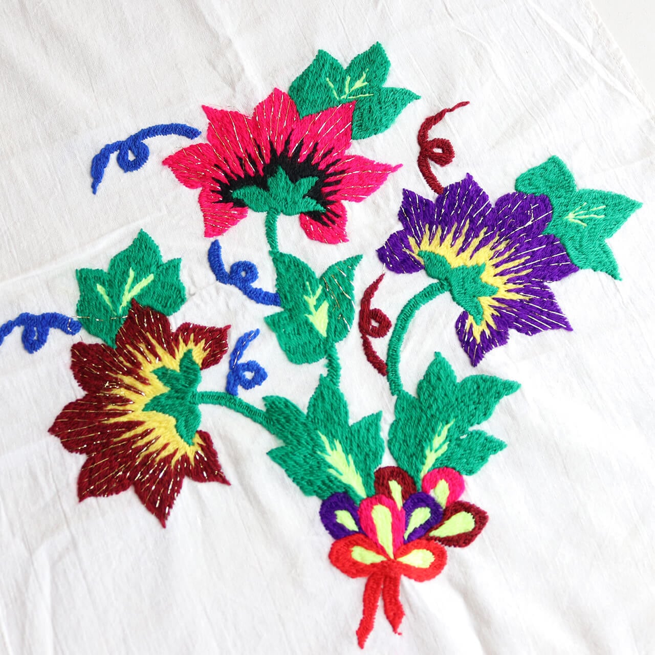 フラワータペストリーアンティークカラードライフラワーリース