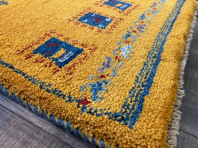 ペルシャ絨毯　ギャッベ　サイズ約60㎝×85㎝ - 画像2