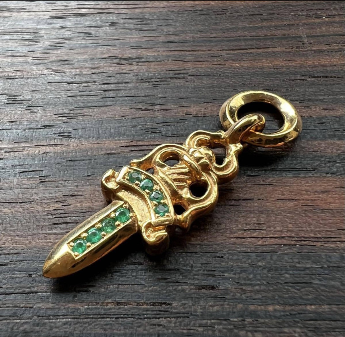 CHROME HEARTS クロムハーツ #5 ダガー パヴェ エメラルド チャーム 22Kゴールド ペンダントトップ | chromehearts 
