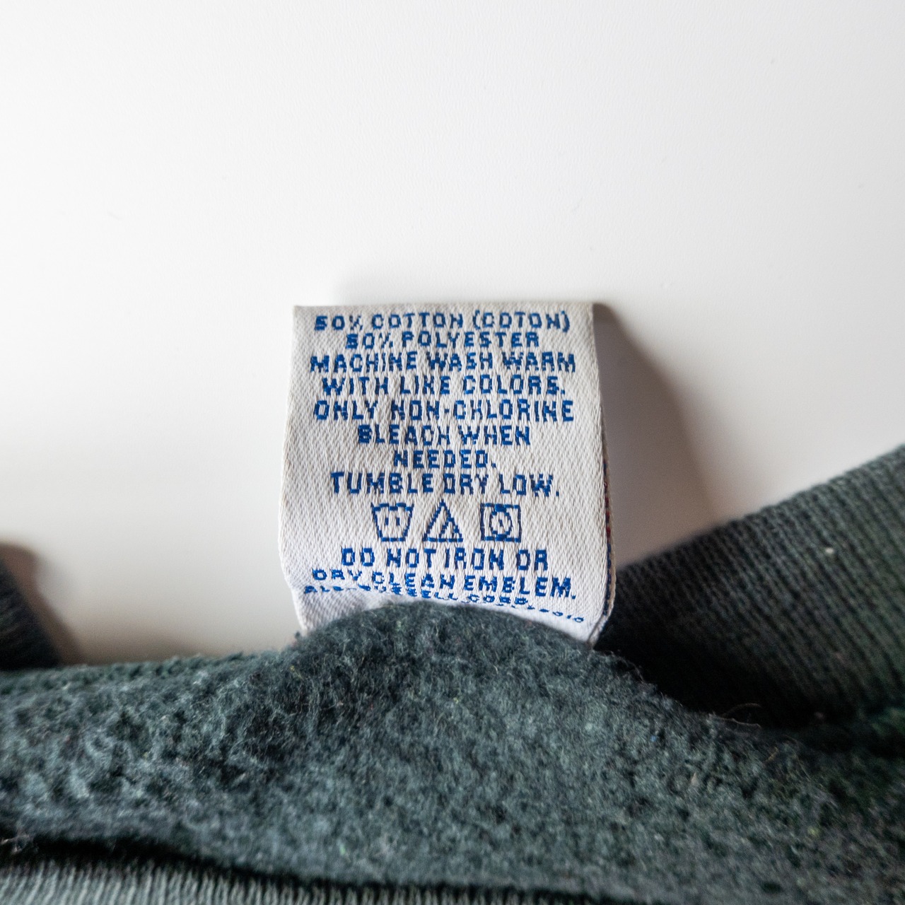 1990’s Russell plain sweat