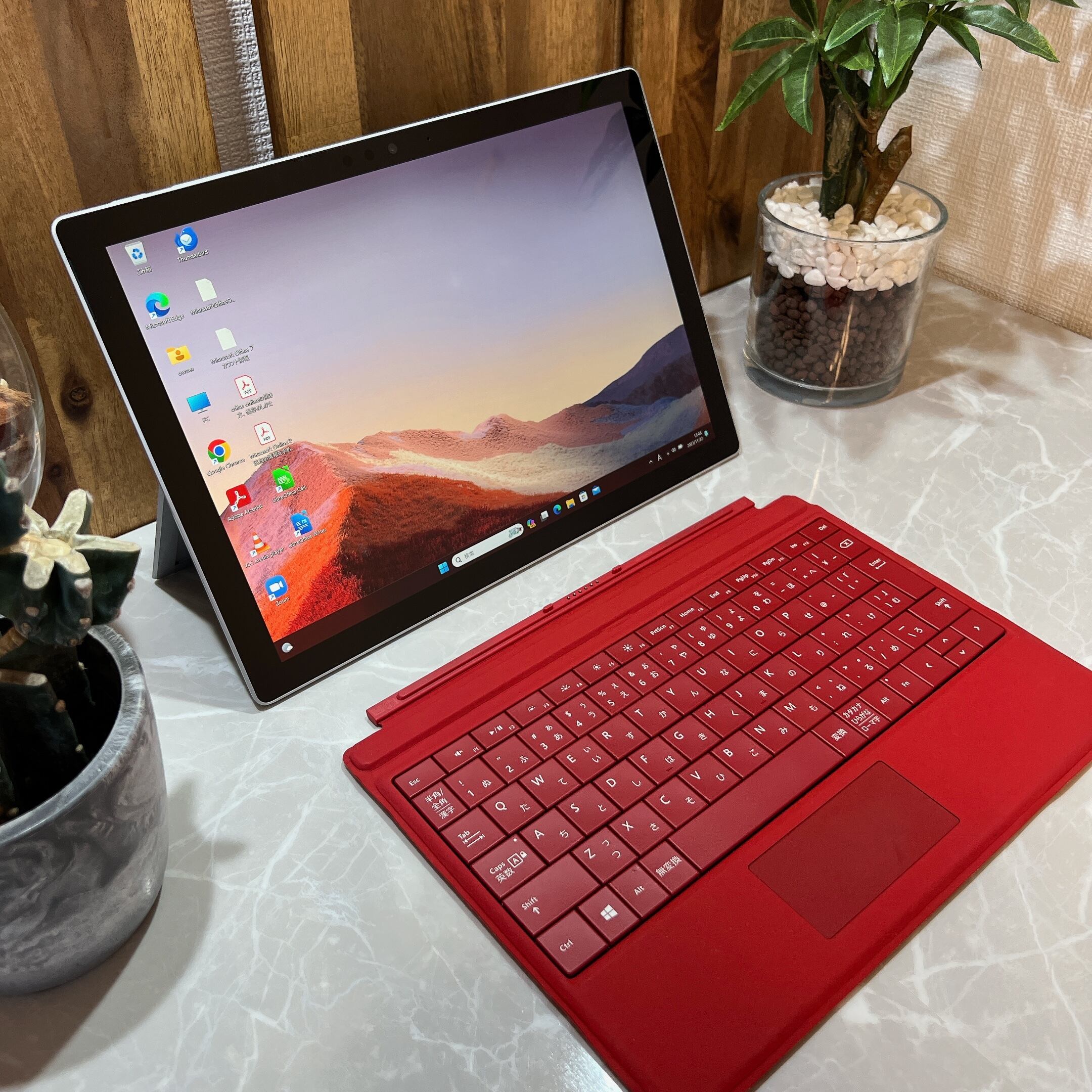 【美品】Surface pro5 LTEモデル☘Corei5第7世代☘SSD搭載