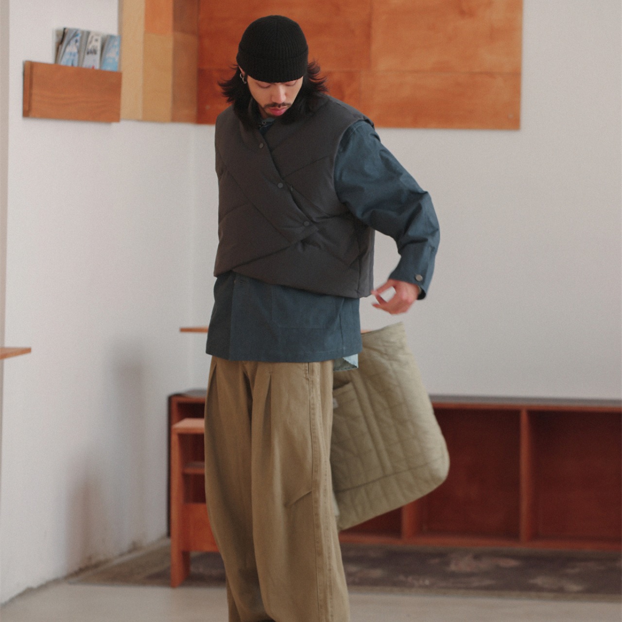 クロスレイヤー ダウンベスト　 K5501 - 9