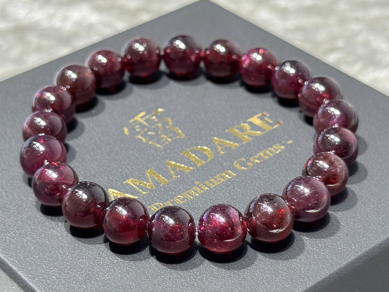 No.1957 ガーネットブレスレット