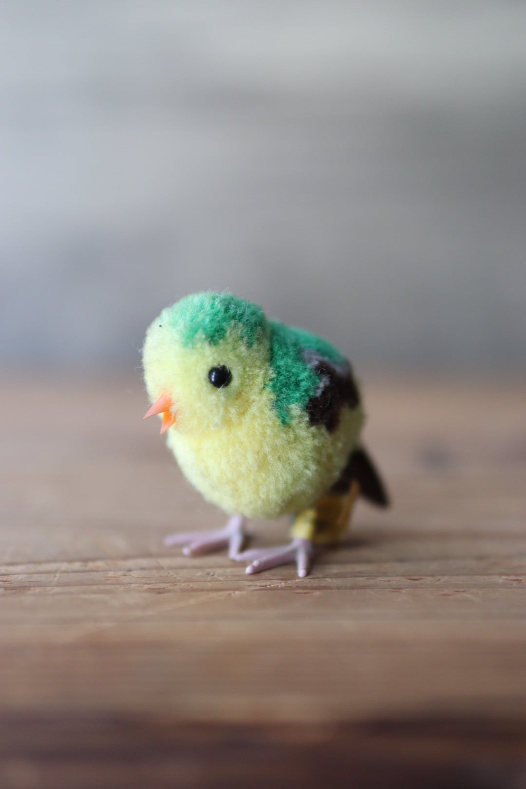 アンティーク シュタイフ ポンポンシリーズ グリーンの小鳥