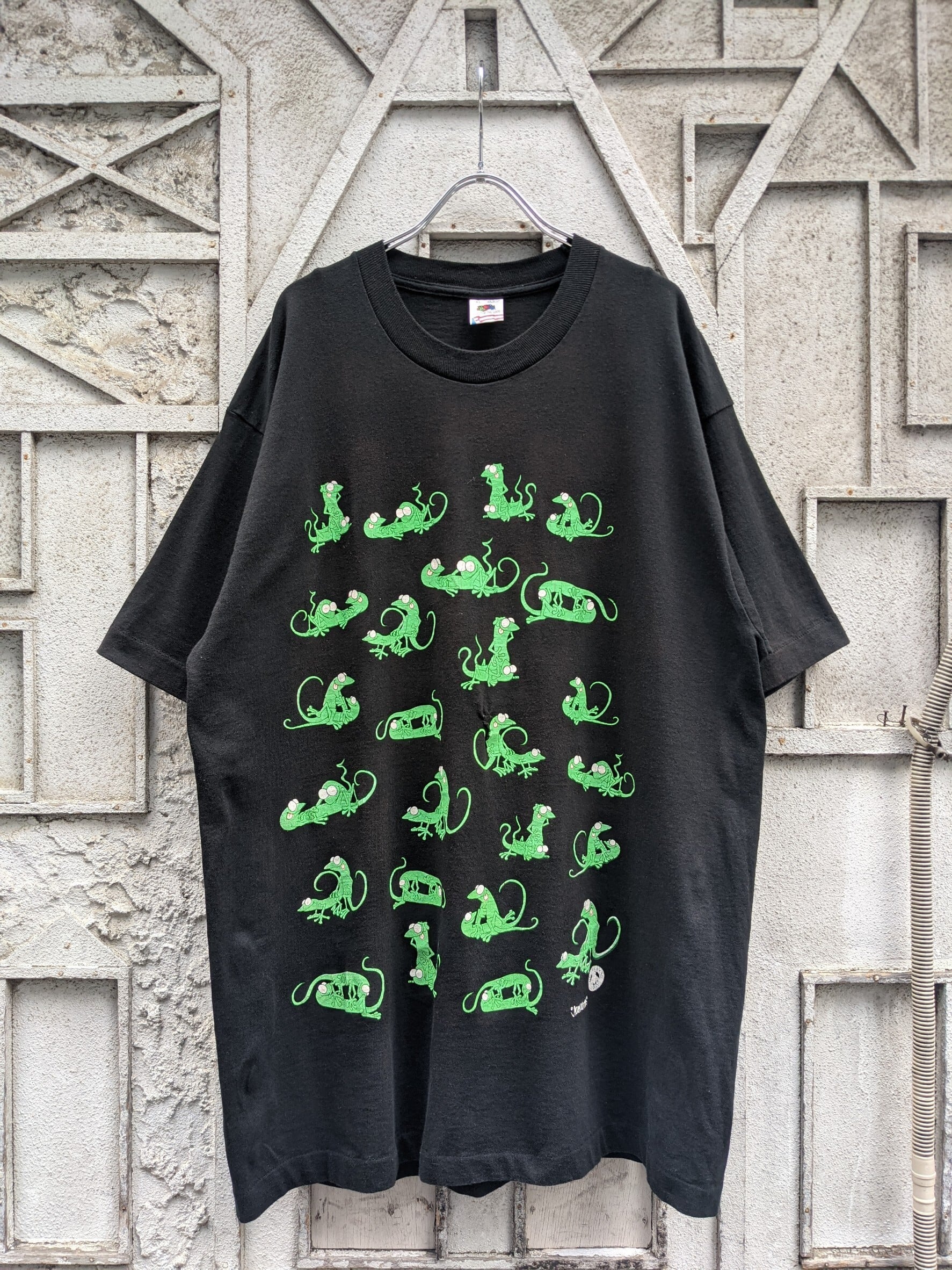 812198a4de4155532004aee836e515