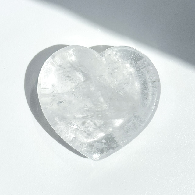 クリアクォーツハート型のうつわ 52◇ Clear Quartz ◇ 天然石・鉱物・パワーストーン・インテリア