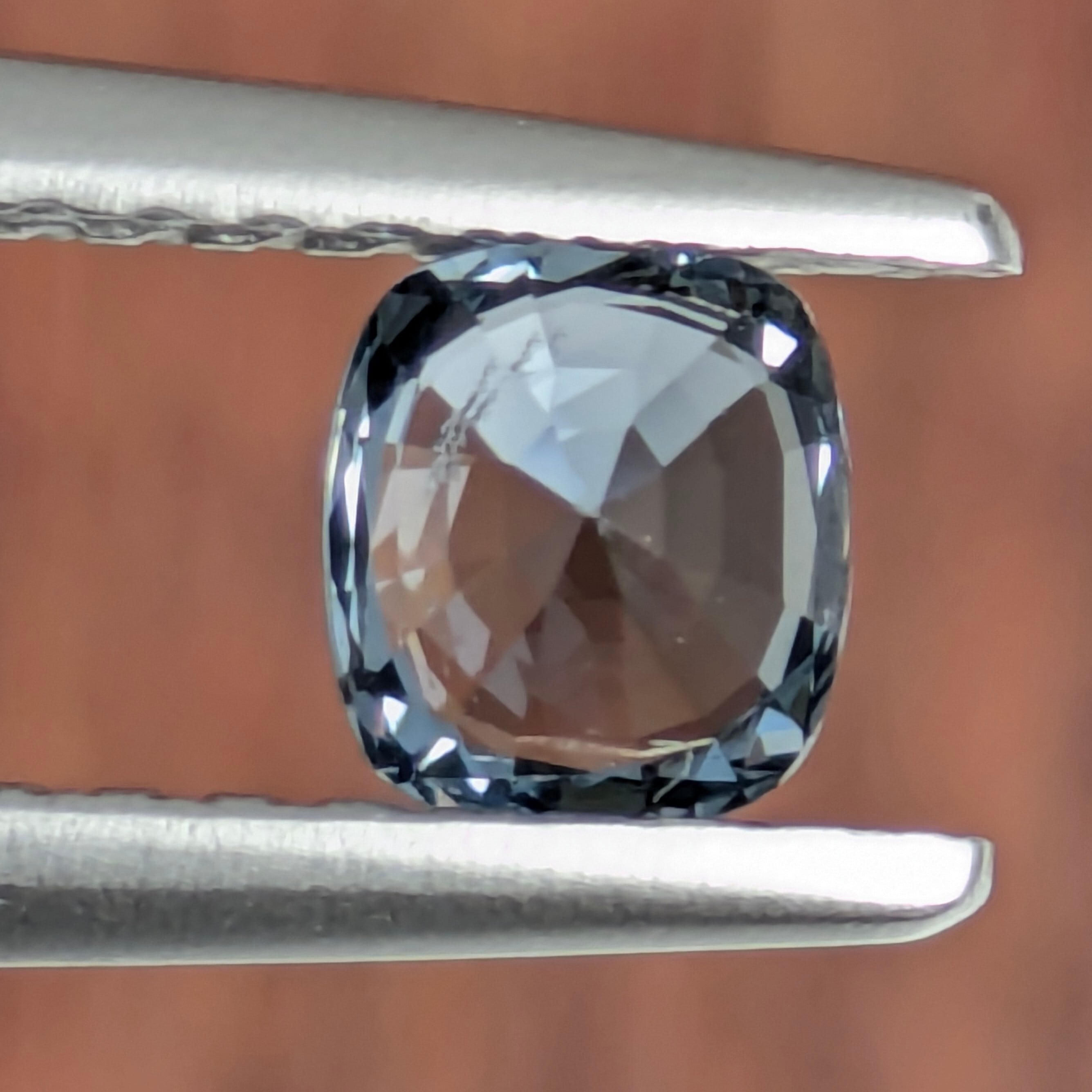 スピネル ルース ミャンマー・モゴック産 【0.41ct】 PRO208479