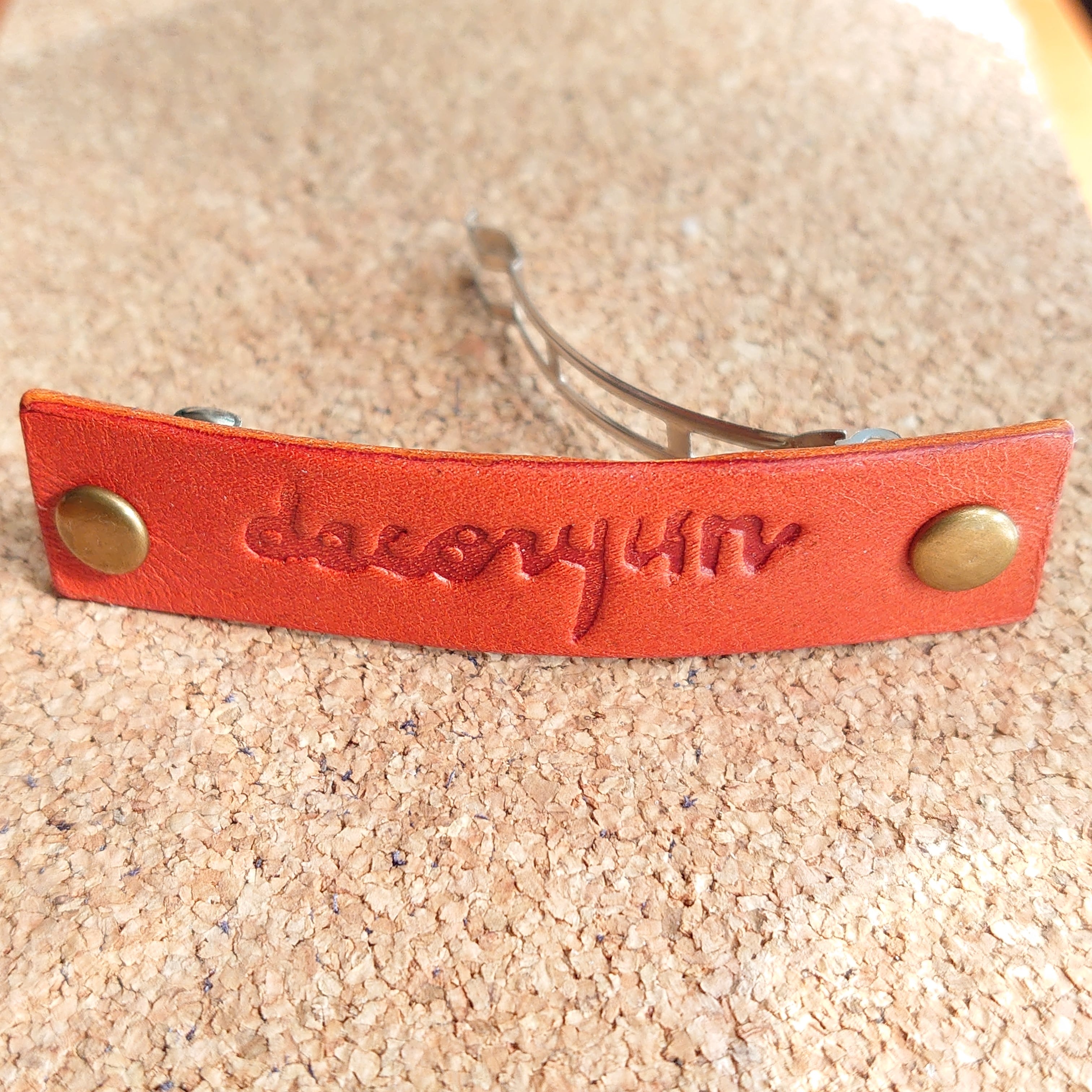 お革なバレッタ④ 楽天市場】MIUMIU ミュウミュウ バレッタ 5IF092 069 レディース