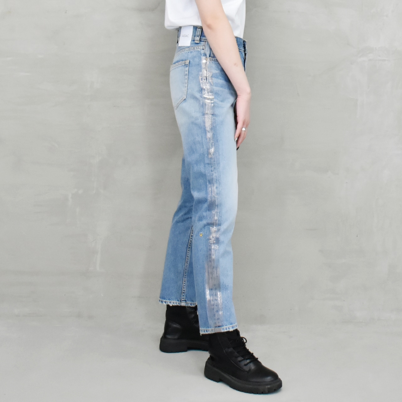 WIDE TAPERD DENIM / L-INDIGO