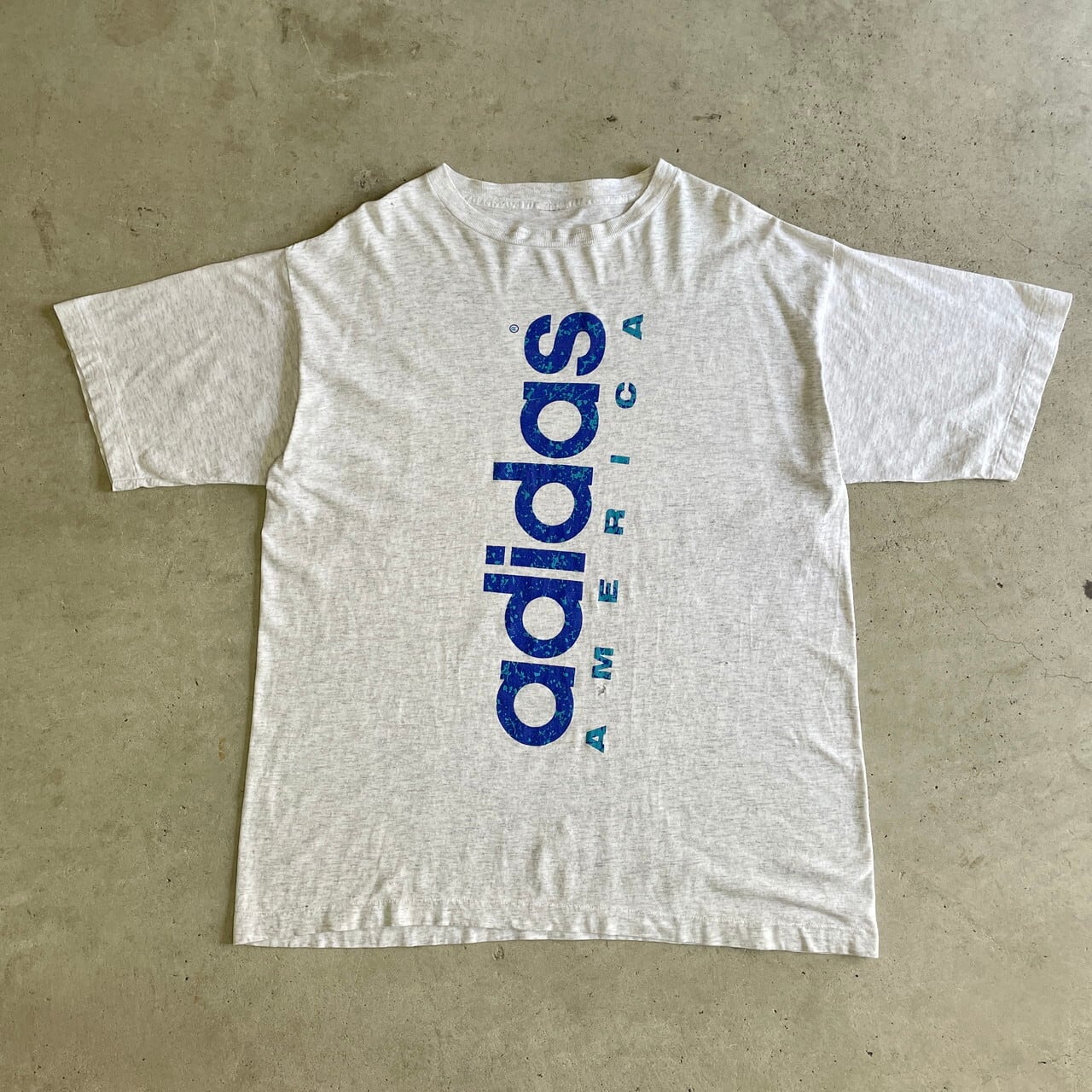 ビッグサイズ 90年代 adidas アディダス ビッグロゴ プリントTシャツ メンズ2XL相当 古着 90s ビンテージ ヴィンテージ  シングルステッチ 霜降り ライトグレー 灰色 大きいサイズ【Tシャツ】【FSS2308-30】 | cave 古着屋【公式】古着通販サイト  powered by ...