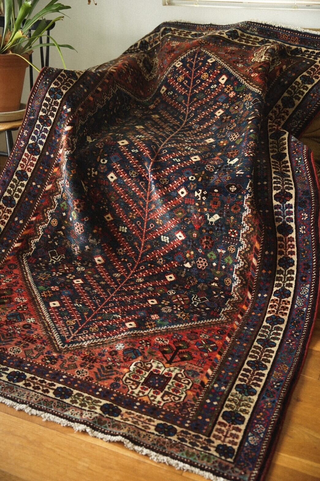 1189-Semi Antique Qashqai rug