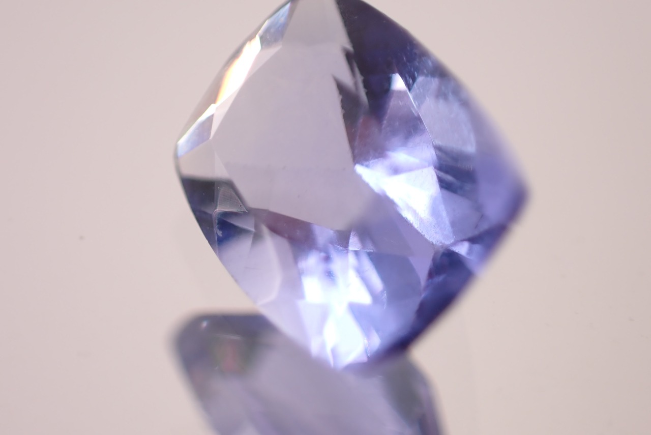 カラーチェンジフローライト　1.11ct　[D12-136]