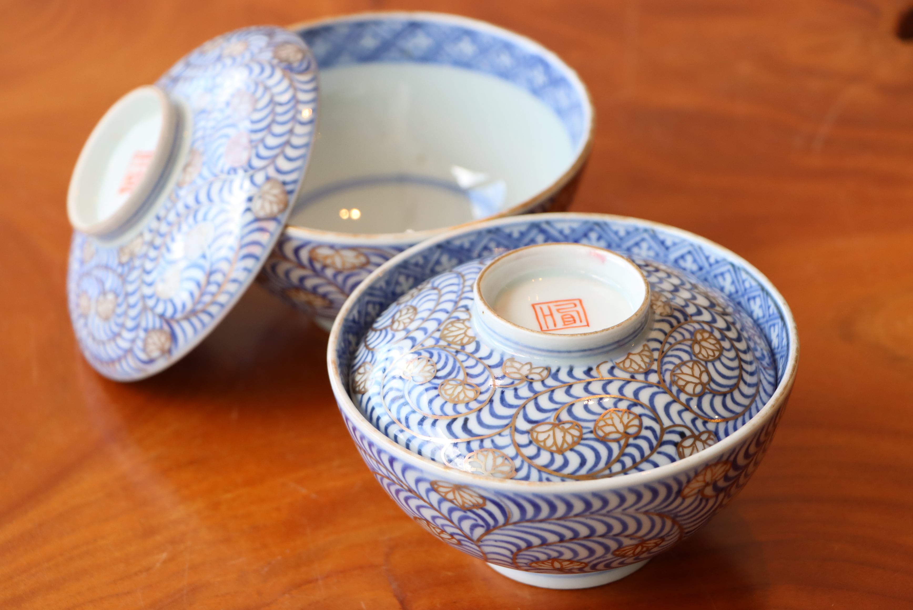 花唐草 染付 蓋付 茶碗