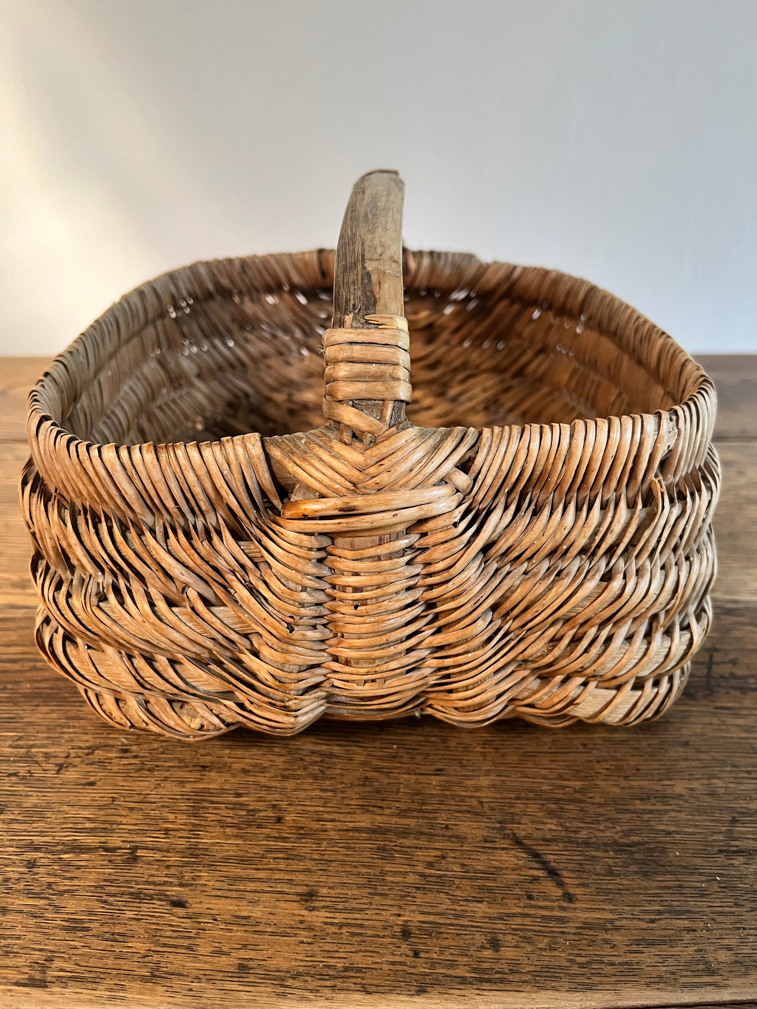 ヴィンテージ  かご PANIER vintage＜フランスかご・ヴィンテージ・竹ハンドル・かご小さめ