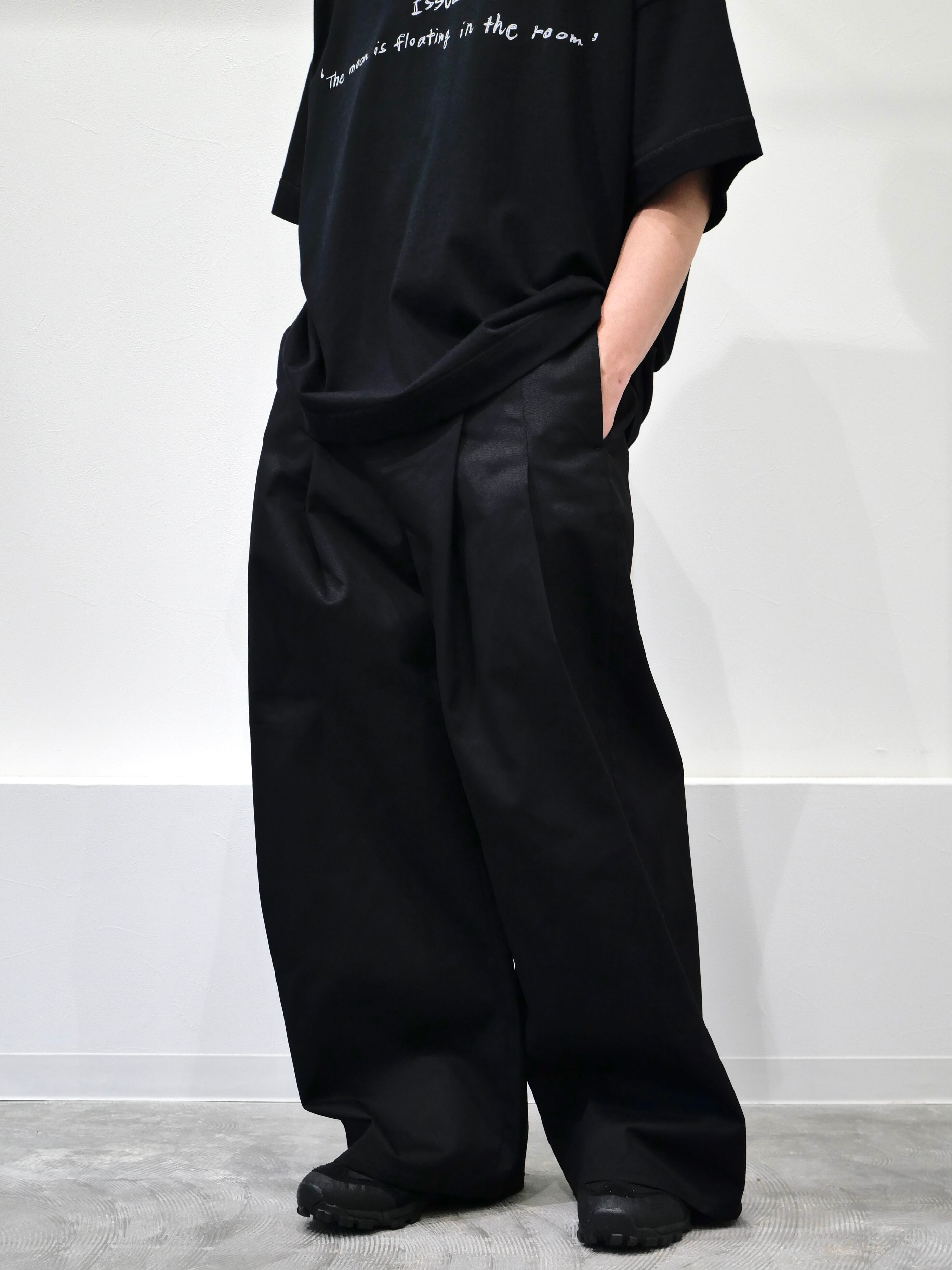 SHINYAKOZUKA BAGGY WITH DICKIES (ISSUE#8) | CONSTRUCT1