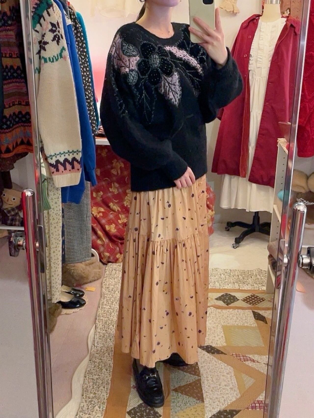 beads flower black dolman sweater