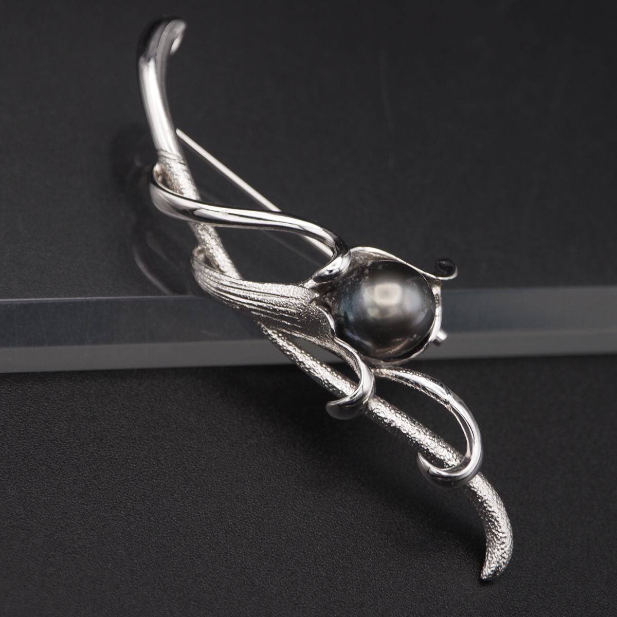 CHROME HEARTS クロムハーツ クラシック オーバルクロス ペンダント