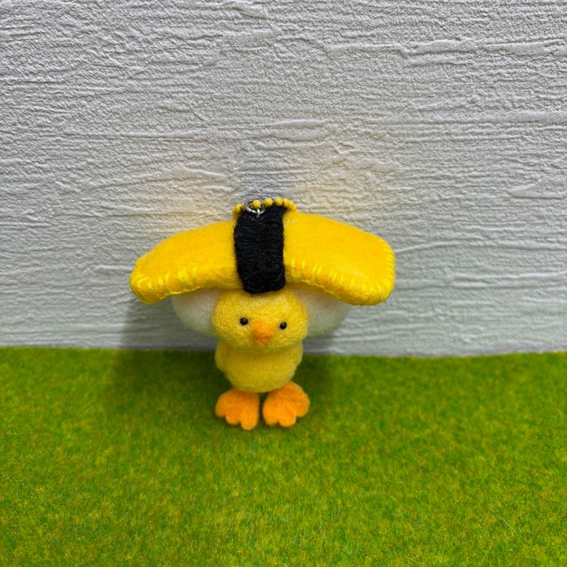 羊毛フェルト　寿司アヒル（たまご）　キーホルダー