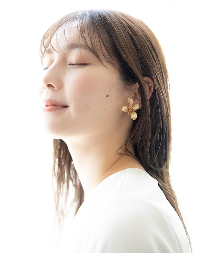 Fli?n イヤリング ゴールド フラワー ウェディング アクセサリー 商品