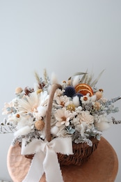 dried flower basket